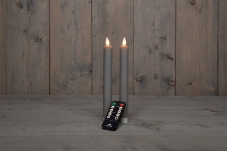 Anna's Collection LED-dinerkaarsen bewegende vlam - H23cm Taupe 2 stuks - afbeelding 3