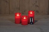 Anna's Collection LED-stompkaarsen rustiek met bewegende vlam rood - set van 3 - H 10/12,5/15 x D 7,5 cm - afbeelding 3