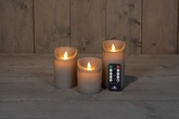 Anna's Collection LED-stompkaarsen rustiek met bewegende vlam taupe - set van 3 - H 10/12,5/15 x D 7,5 cm - afbeelding 3