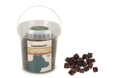 Beeztees Paarden Cubes - Hondensnack - 200 gram